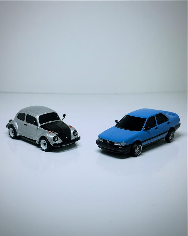 Modelo a escala VW Beetle y sedán custom — RSN Models Uruguay